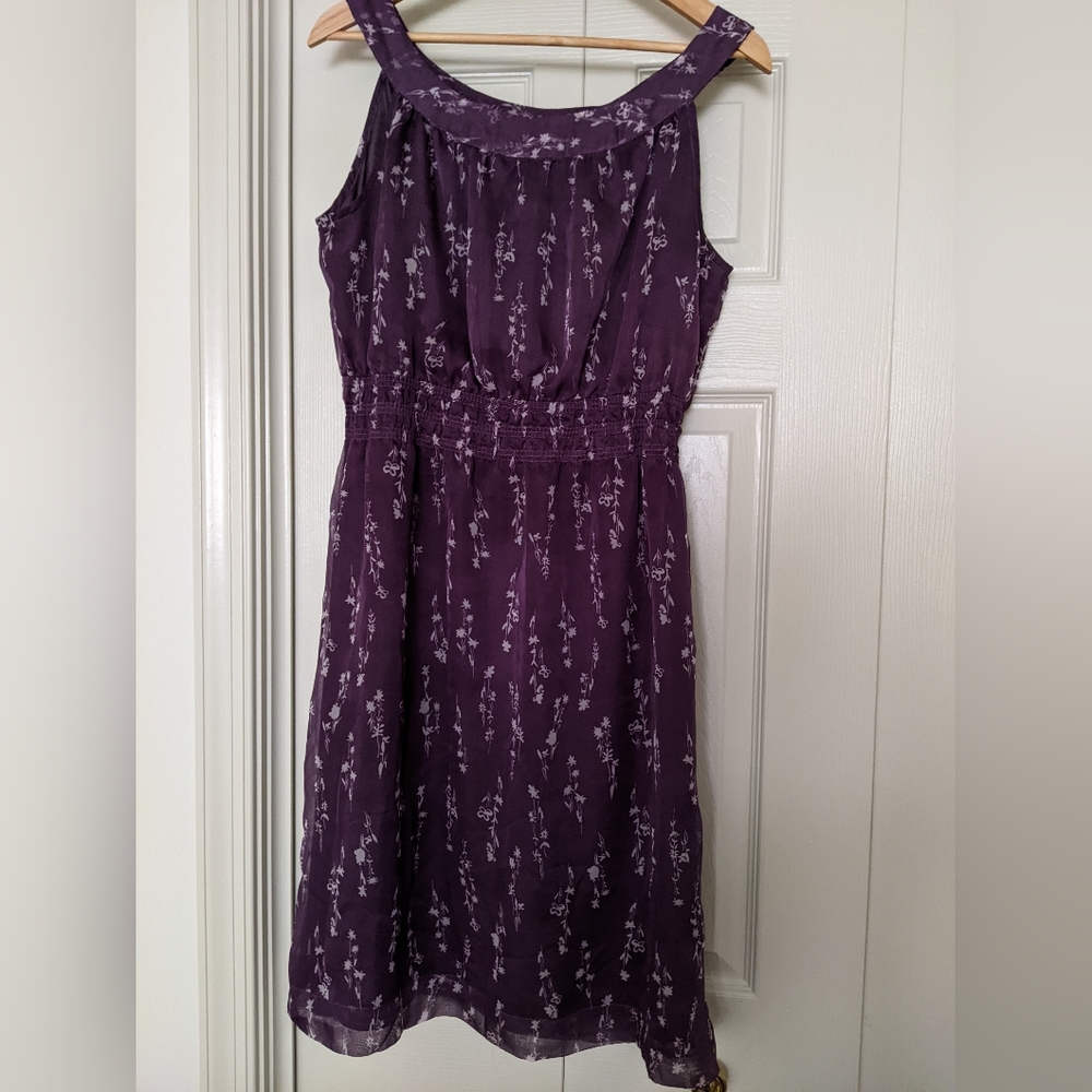 Purple sleeveless flowy dress sz M